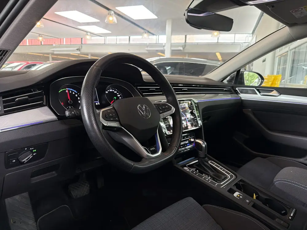 Volkswagen Passat GTE 218PK DSG HYBRID BUSINESS SPORT IQ-LED uit 2021, foto 17