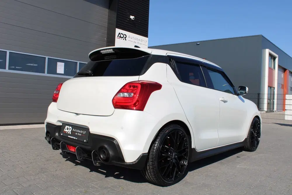 Suzuki Swift 1.4 SPORT uit 2023, foto 8