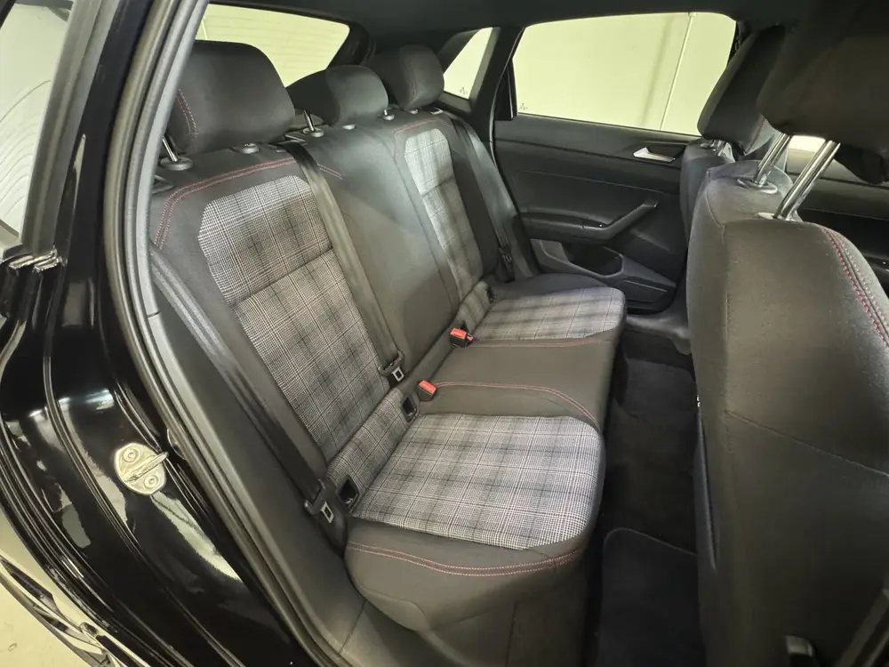 Volkswagen Polo 2.0 TSI GTI TSI 210PK DSG GTI-SPORT CARPLAY/ uit 2024, foto 17