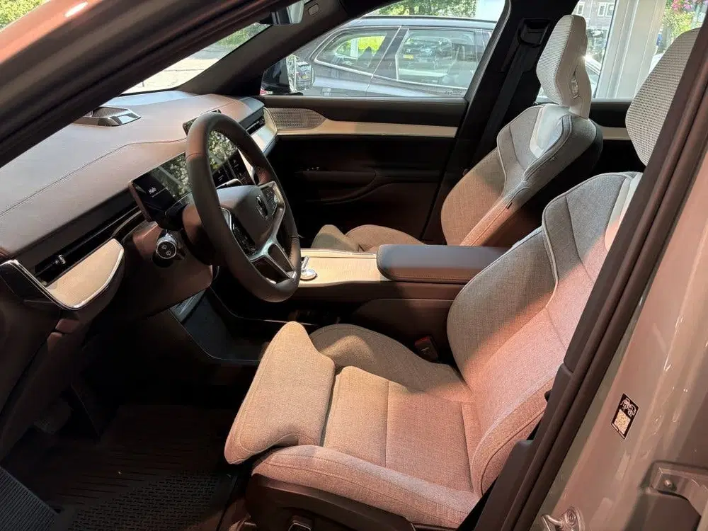 Volvo EX90 Twin Perf. Ultra uit 2026, foto 10