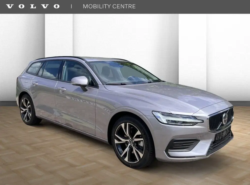 Volvo V60 2.0 B4 Essential uit 2026, foto 7