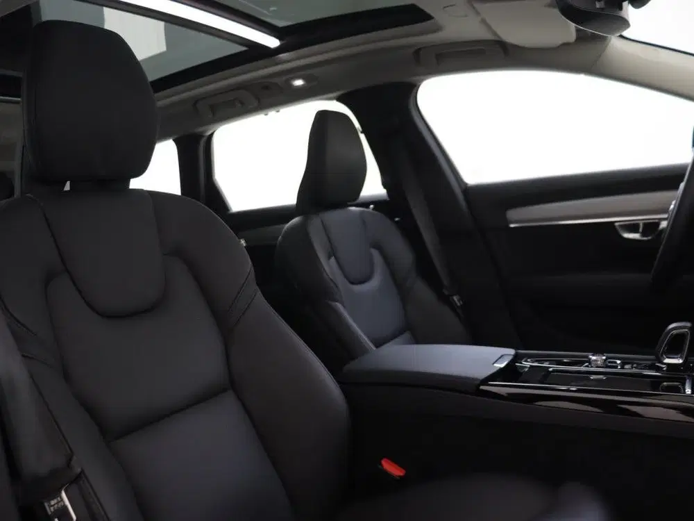 Volvo V90 2.0 T6 AWD Ult. Dark uit 2024, foto 14