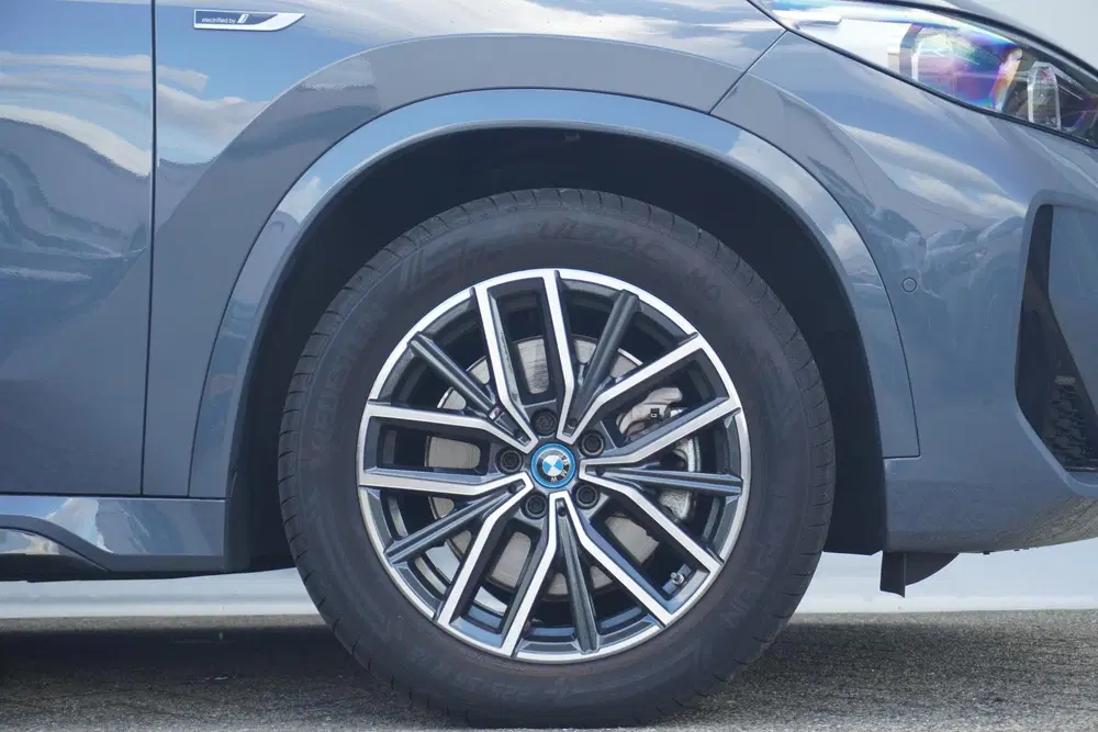 BMW X1 xDrive30e M Sport uit 2022, foto 6