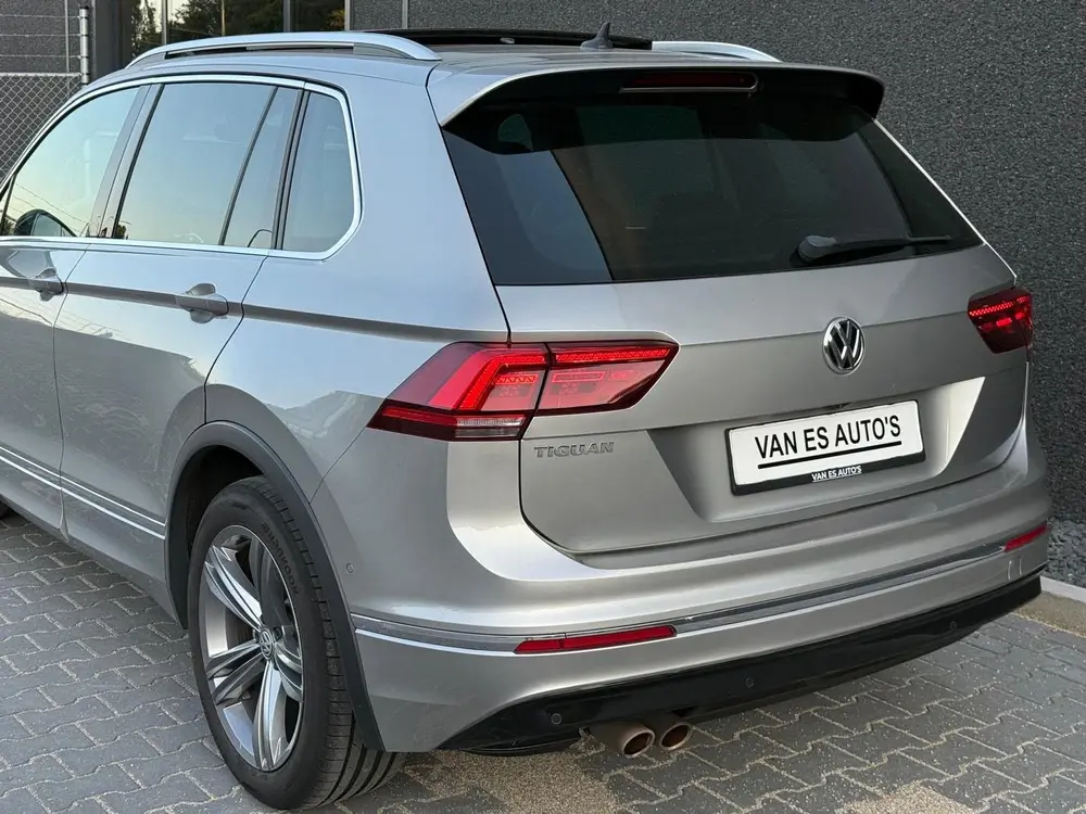 Volkswagen Tiguan 1.5 TSI 3x R-Line PANO|XENON|VIRTUAL|360CA uit 2019, foto 9