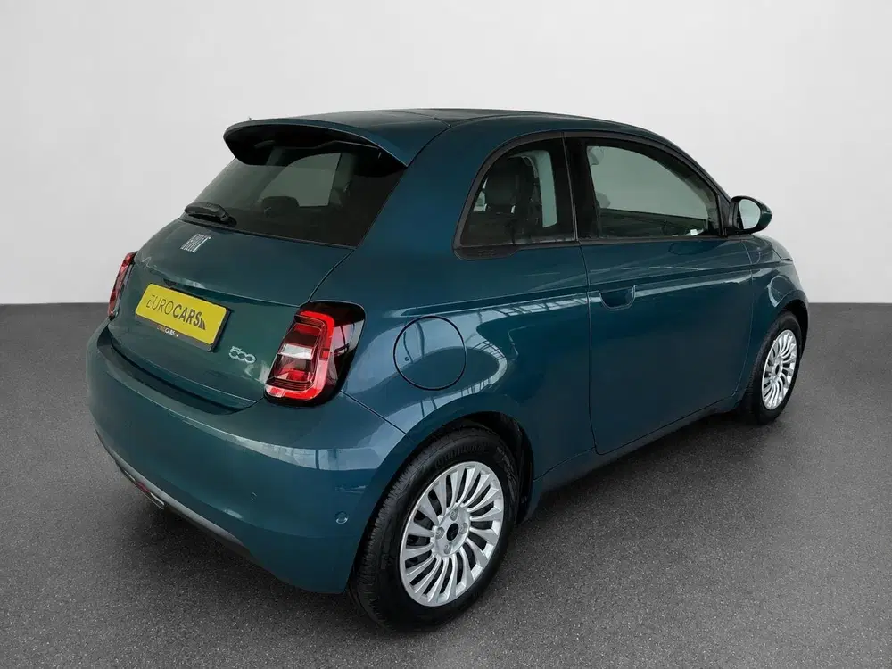 Fiat 500e 42 kWh Navigatie by Apple Carplay Android uit 2023, foto 6