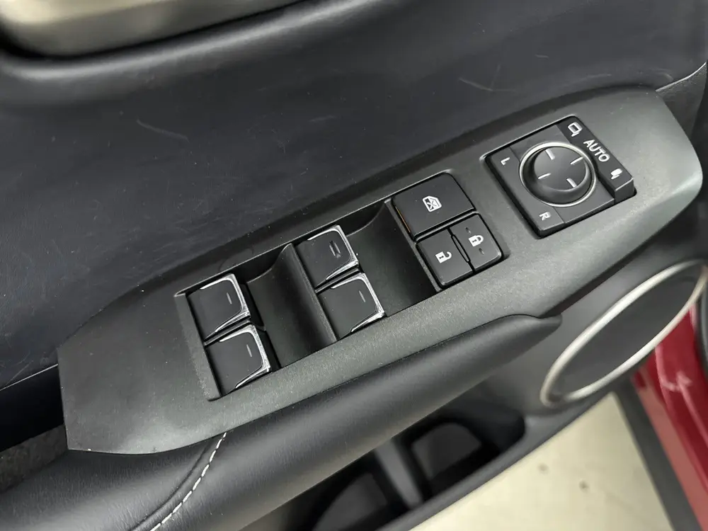 Lexus NX 300h AWD Business Line Pro | Carplay | Stoelverwarm uit 2020, foto 19