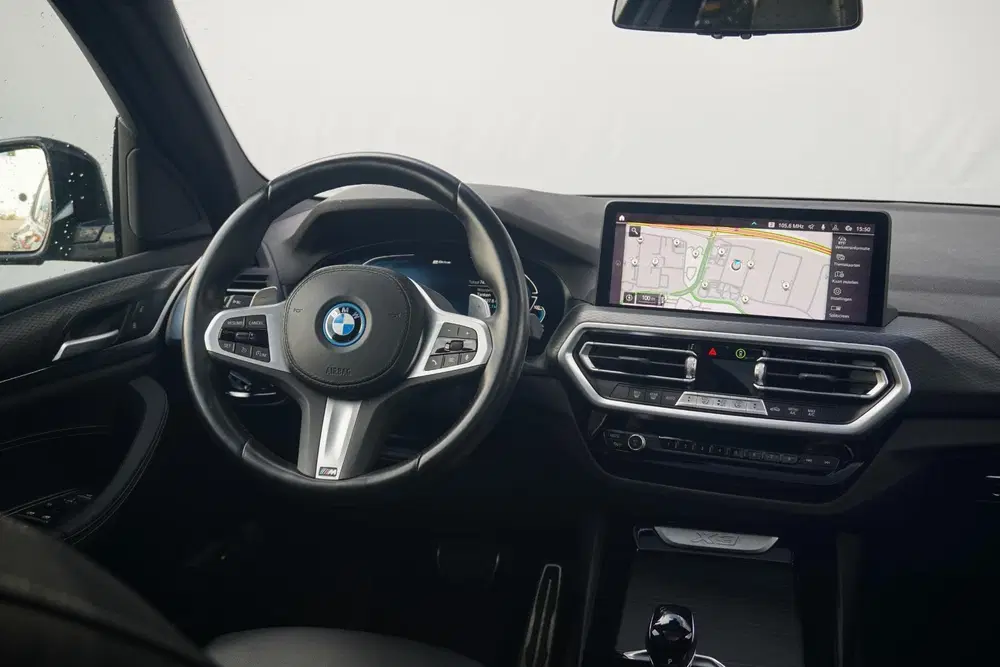 BMW X3 xDrive30e M Sport uit 2024, foto 8