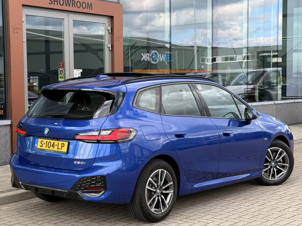 BMW 2-serie 2 Serie Active Tourer 220i M-sport uit 2022, foto 13