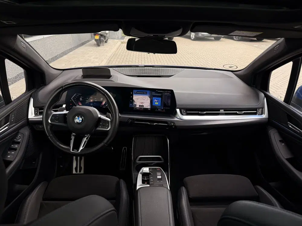 BMW 2-serie 2 Serie Active Tourer 220i M-sport uit 2022, foto 18