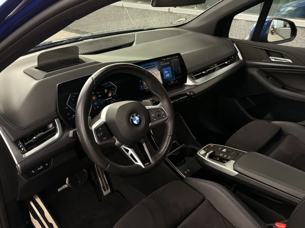 BMW 2-serie 2 Serie Active Tourer 220i M-sport uit 2022, foto 2