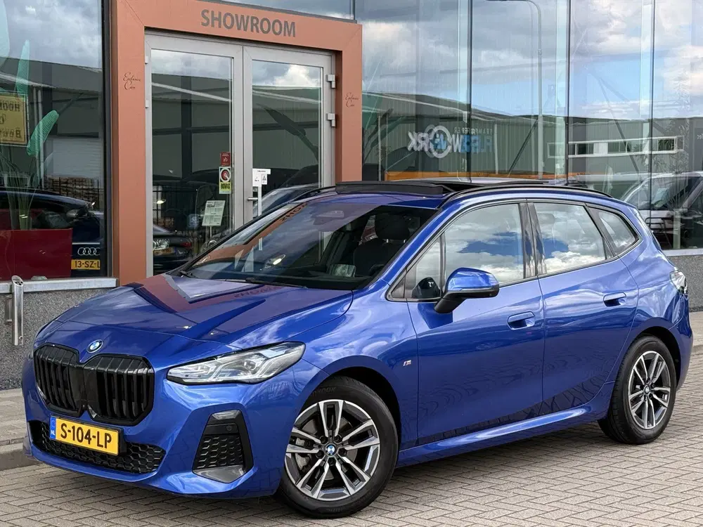 BMW 2-serie 2 Serie Active Tourer 220i M-sport uit 2022, foto 3