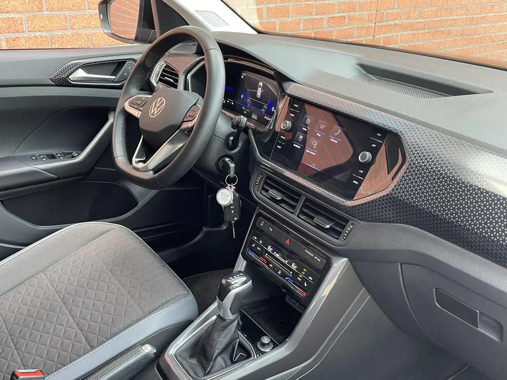 Volkswagen T-Cross 1.0 TSI 110pk DSG Style Navigatie Apple C uit 2023, foto 13