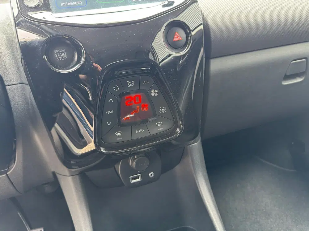 Peugeot 108 1.0 e-VTi Allure [ ecc uit 2019, foto 16