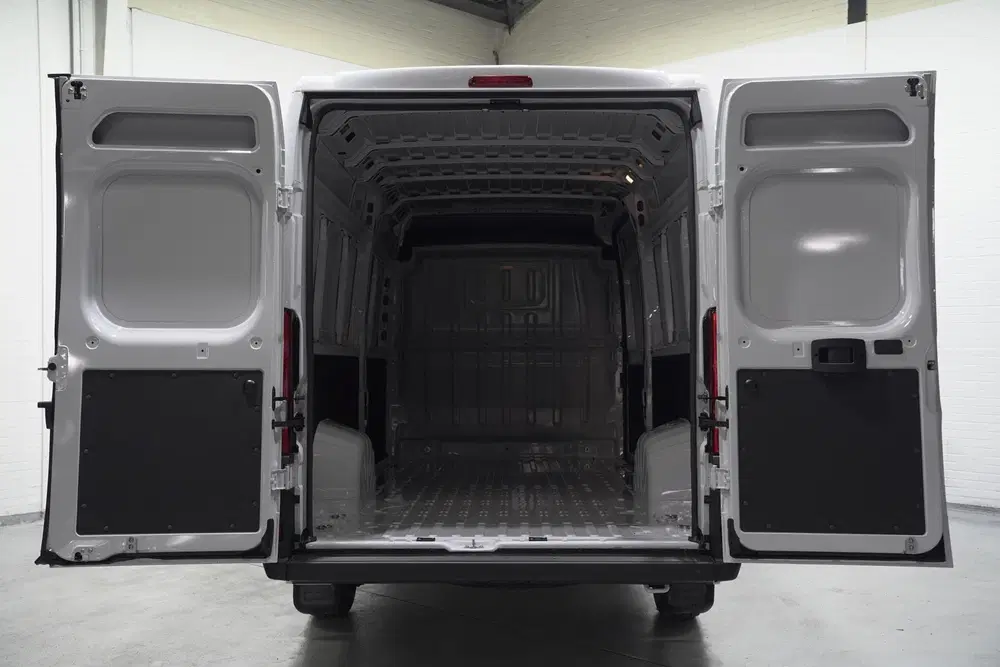 Fiat Ducato 2.2 MultiJet 140 pk L4H2 Airco uit 2024, foto 12