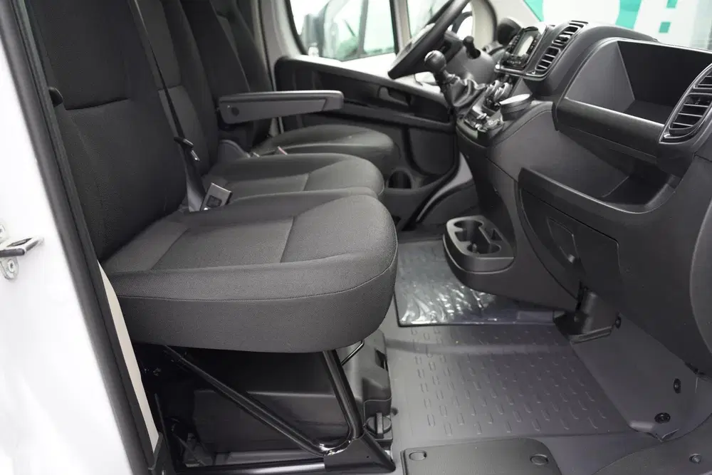 Fiat Ducato 2.2 MultiJet 140 pk L4H2 Airco uit 2024, foto 20