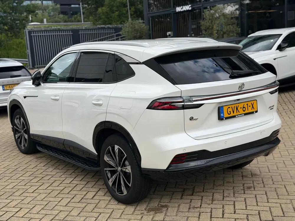 MG HS 1.5 PHEV Luxury uit 2024, foto 8
