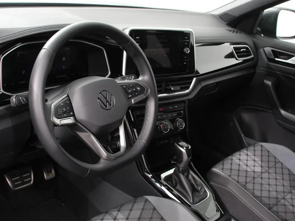 Volkswagen T-Roc 1.5 TSI 150pk DSG R-Line Navigatie Apple Ca uit 2024, foto 10