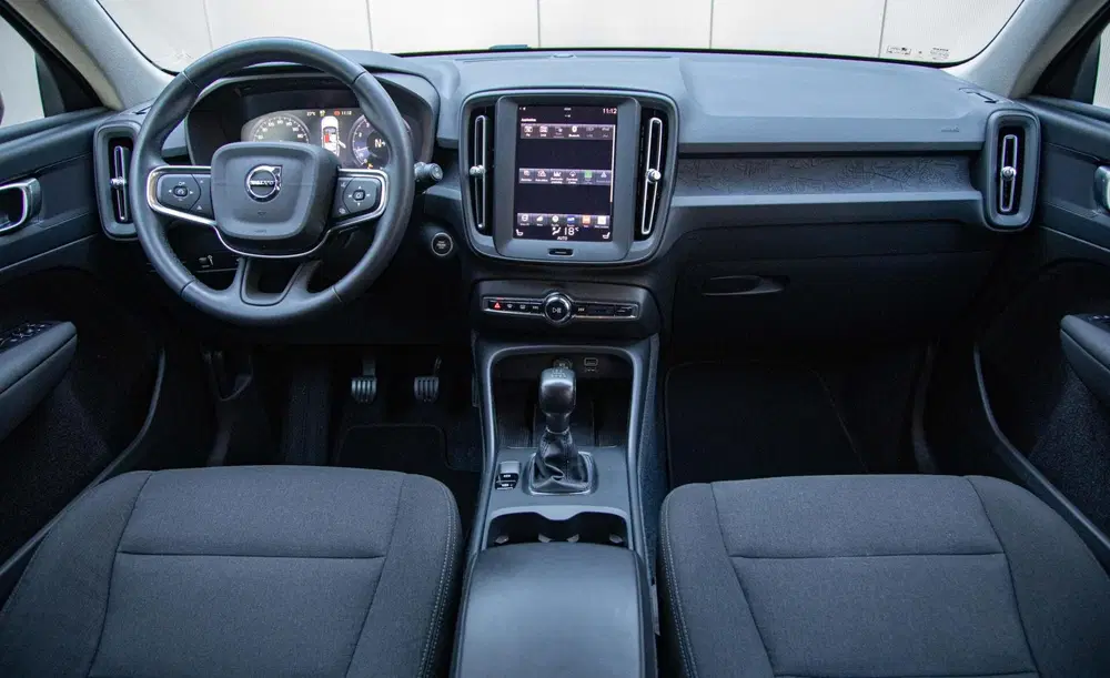 Volvo XC40 1.5 T2 Essential Navi uit 2023, foto 18