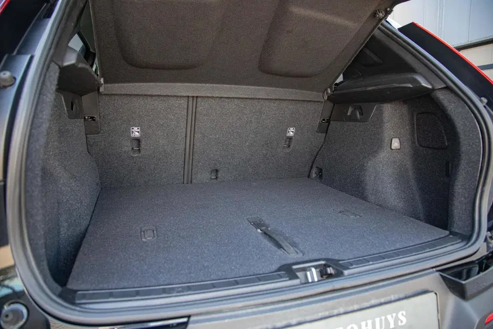 Volvo XC40 1.5 T2 Essential Navi uit 2023, foto 20