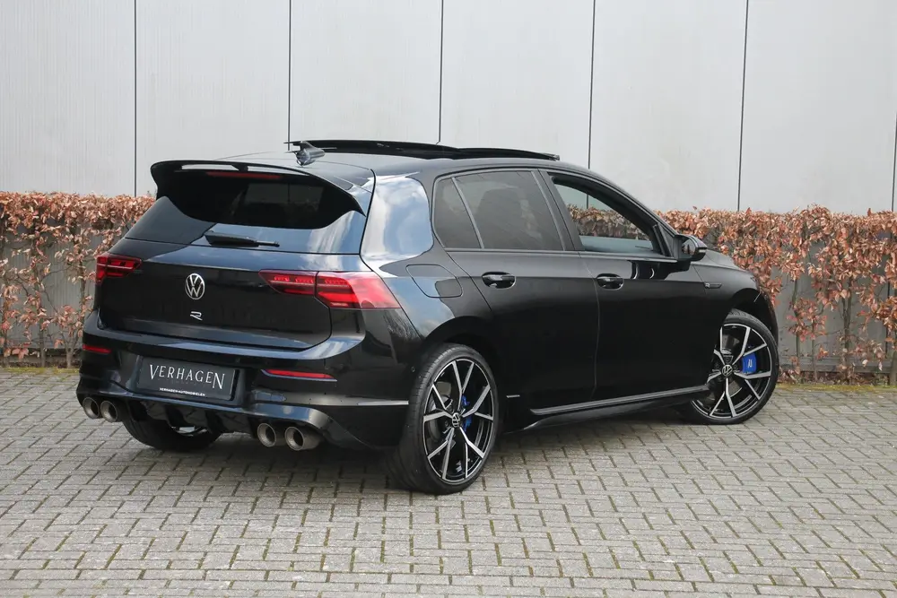 Volkswagen Golf 8 R Performance Pack Akrapovic 2.0 TSI 320pk Harman Kardon Golf 8 R Performance Pack Akrapovic 2.0 TSI 320pk uit 2021, foto 8