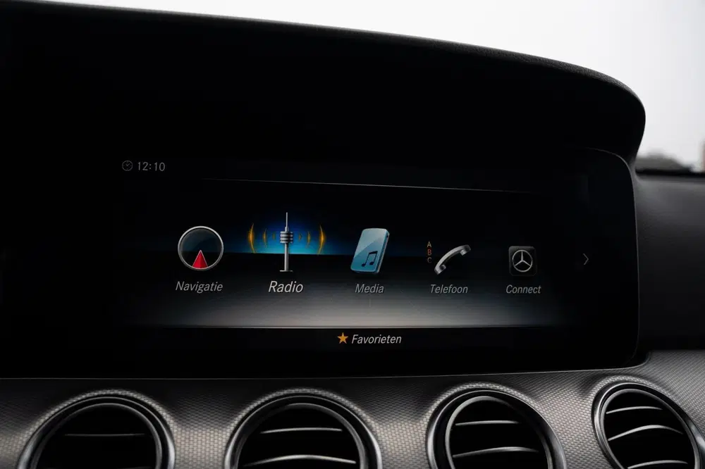 Mercedes-Benz E-Klasse 200 4MATIC uit 2019, foto 20