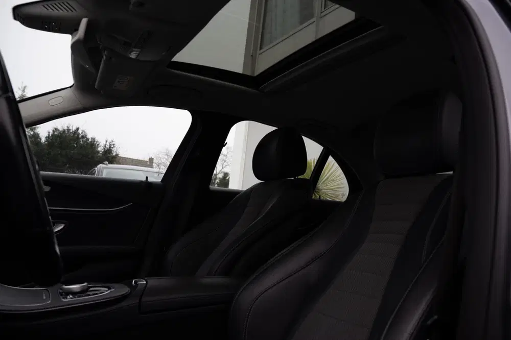 Mercedes-Benz E-Klasse 200 4MATIC uit 2019, foto 4