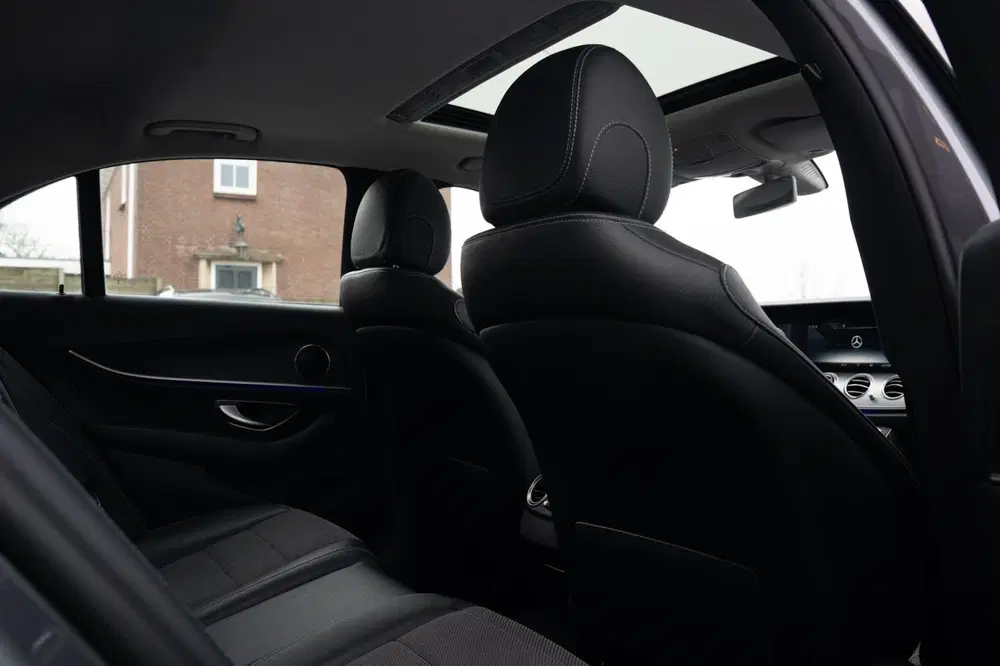 Mercedes-Benz E-Klasse 200 4MATIC uit 2019, foto 7