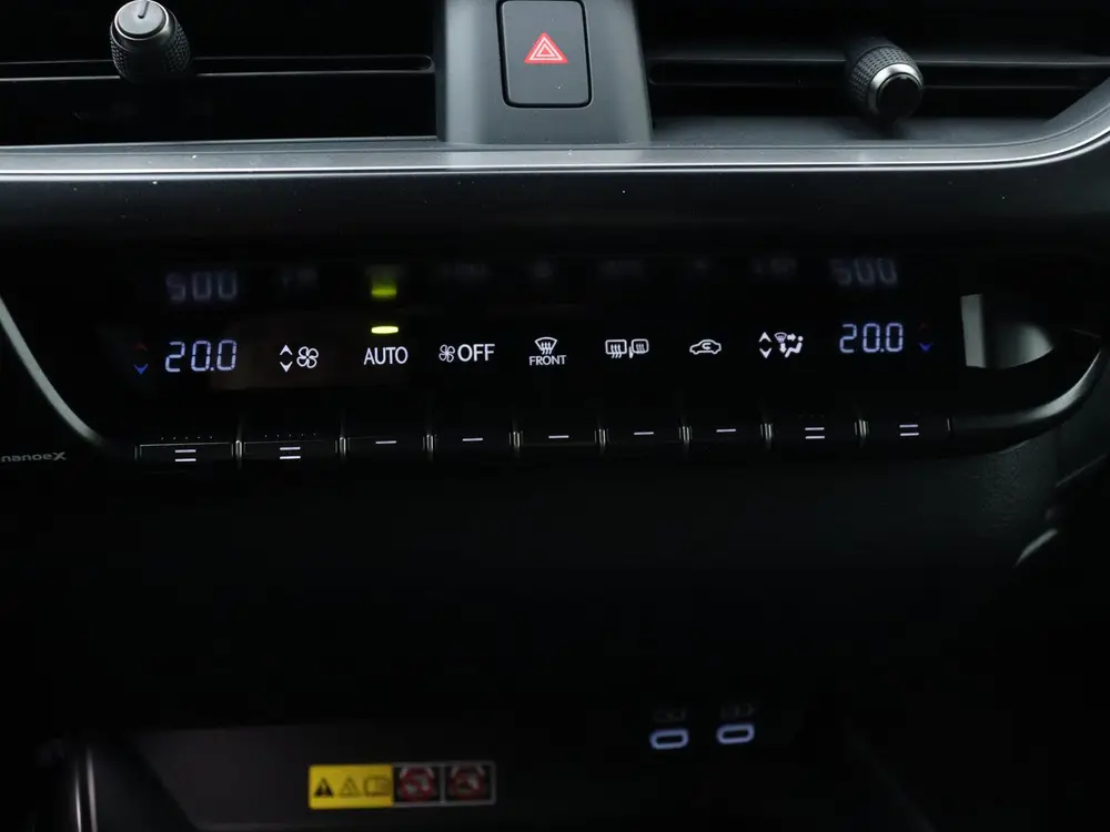 Lexus UX 250h Business Line uit 2024, foto 11