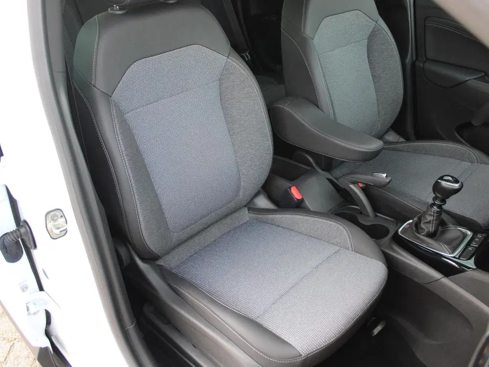 Opel Crossland 1.2 Turbo Elegance uit 2022, foto 13