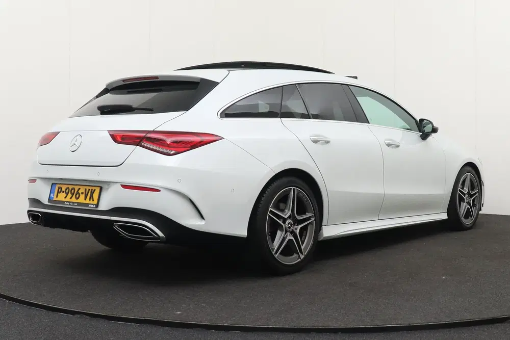 Mercedes-Benz CLA 200 164PK AMG Pano-d uit 2022, foto 2