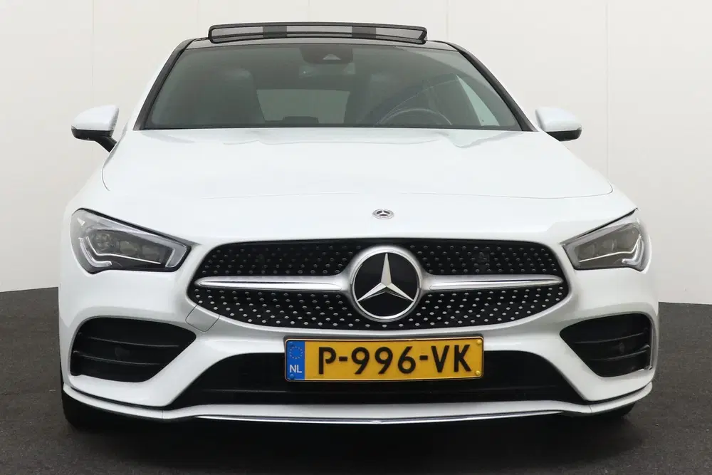 Mercedes-Benz CLA 200 164PK AMG Pano-d uit 2022, foto 3