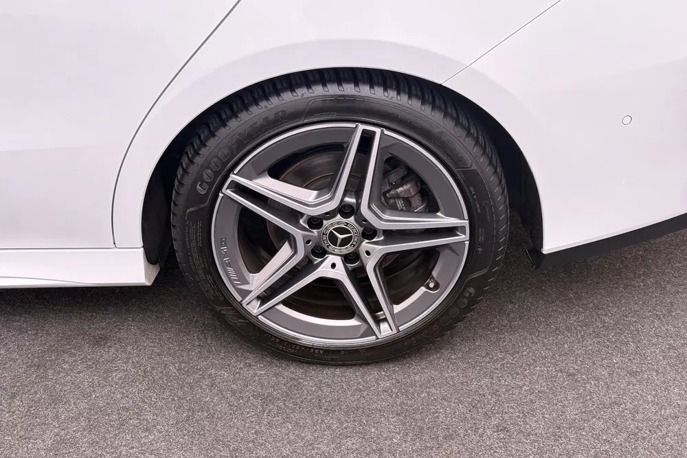 Mercedes-Benz CLA 200 164PK AMG Pano-d uit 2022, foto 7