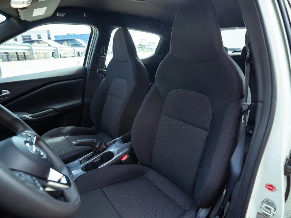 Nissan Juke 1.0 DIG-T N-Connecta 117pk (2020) uit 2020, foto 4