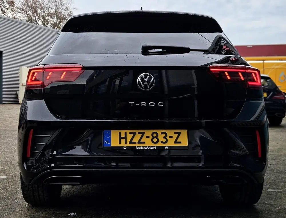 Volkswagen T-Roc 2.0 TSI 4Motion R-Line Business+ uit 2024, foto 10
