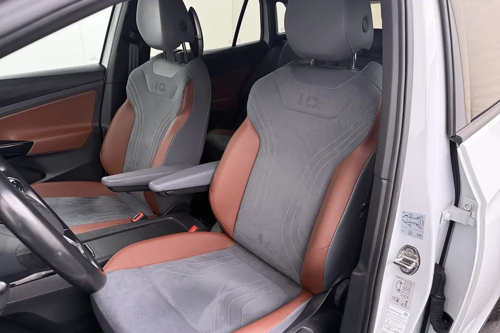 Volkswagen ID.4 First 77 kWh Camera Adap. Cruise 20' LMV uit 2021, foto 9