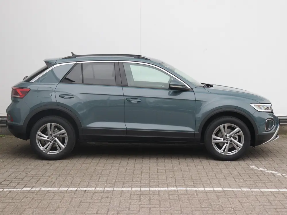 Volkswagen T-Roc Life Edition 1.0 TSI 116pk | Trekhaak | Ach uit 2025, foto 2