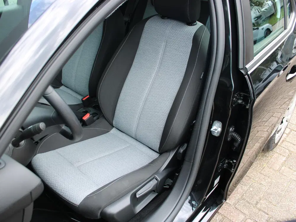Opel Corsa 1.2 Edition uit 2024, foto 7