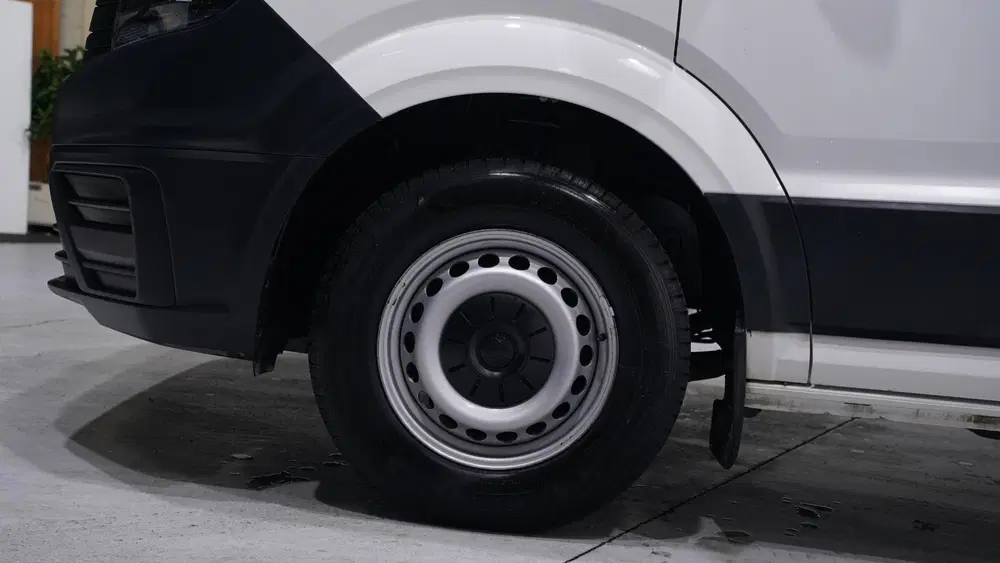 Volkswagen Crafter 2.0 TDI 140 pk L3H3 Airco uit 2023, foto 17