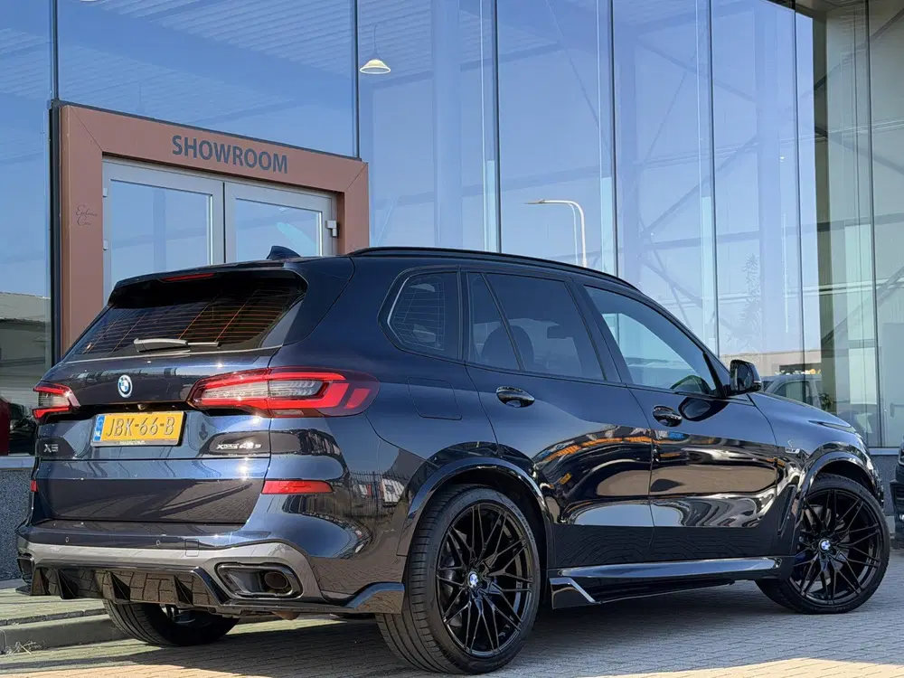 BMW X5 xDrive45e M-Sport uit 2022, foto 15