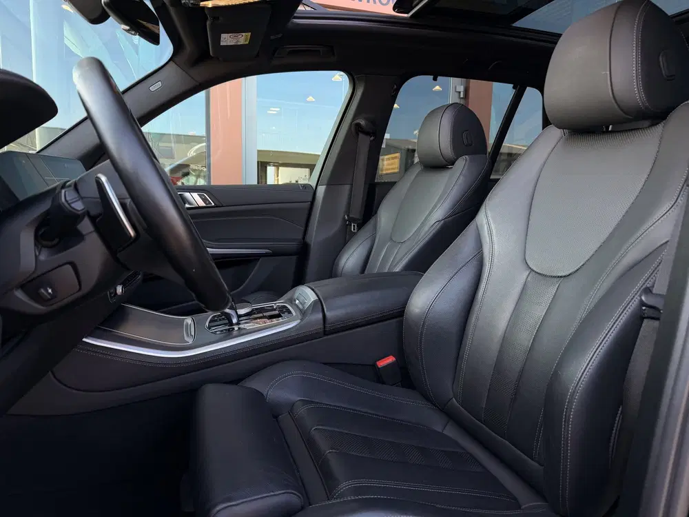 BMW X5 xDrive45e M-Sport uit 2022, foto 4