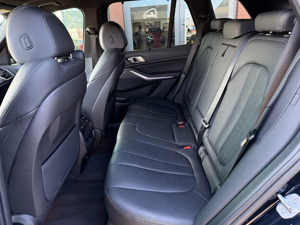 BMW X5 xDrive45e M-Sport uit 2022, foto 8