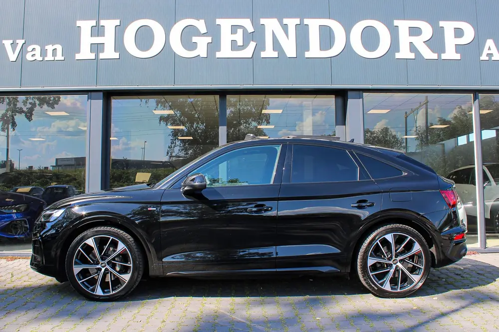 Audi Q5 55 TFSI e S edition PANO HUD LUCHTVERING 3 uit 2024, foto 4