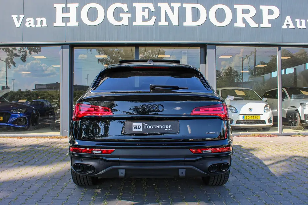 Audi Q5 55 TFSI e S edition PANO HUD LUCHTVERING 3 uit 2024, foto 7