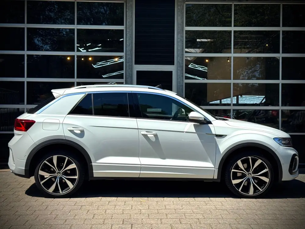 Volkswagen T-roc 1.5 TSI R-Line | PANO | VIRTUAL | KEYLESS | uit 2022, foto 3