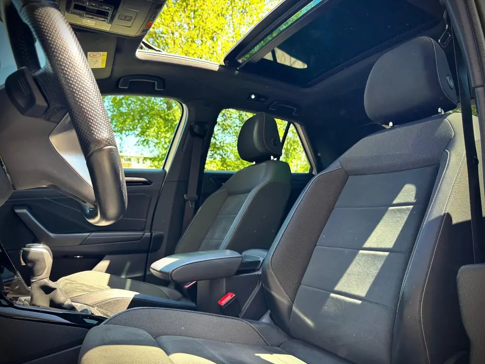 Volkswagen T-roc 1.5 TSI R-Line | PANO | VIRTUAL | KEYLESS | uit 2022, foto 6