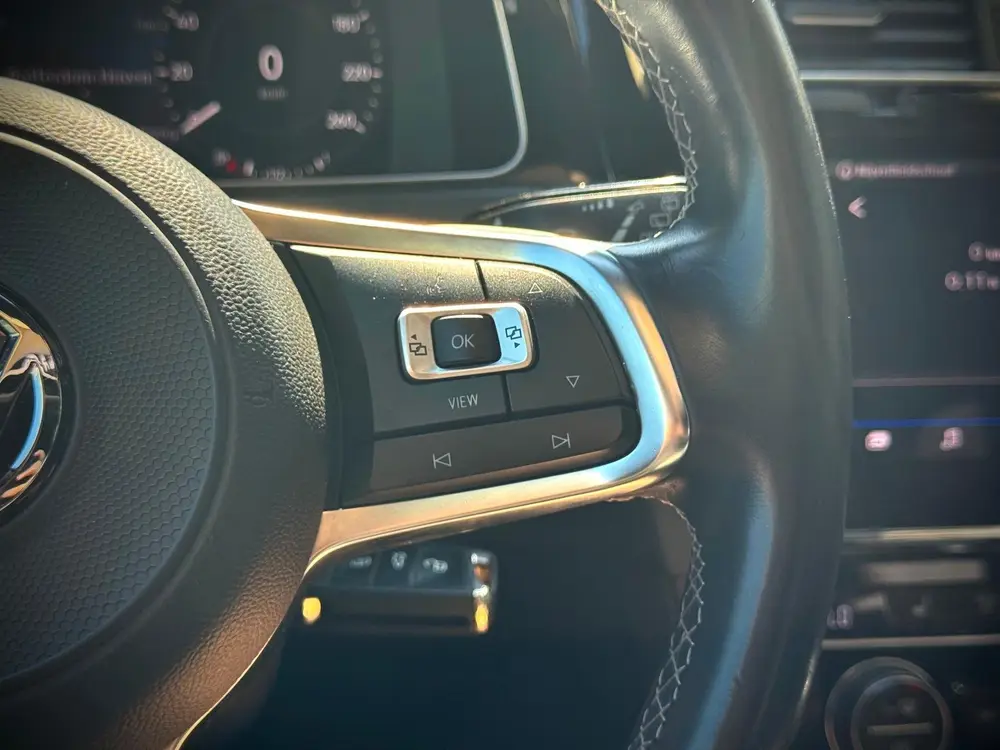 Volkswagen GOLF 7.5 |1.5 TSI 3x R-LINE | PANO | VIRTUAL | LE uit 2019, foto 19