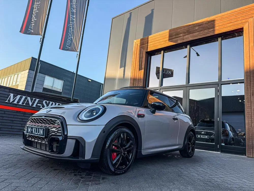 Mini John Cooper Works 2.0 John Cooper Works JCW Pack F1 aut 231p uit 2024, foto 5
