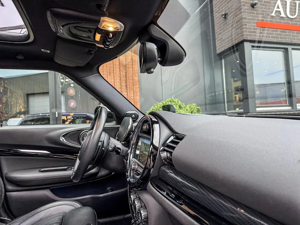 Mini Clubman 2.0 JCW ALL4 F1 aut 306pk uit 2020, foto 18