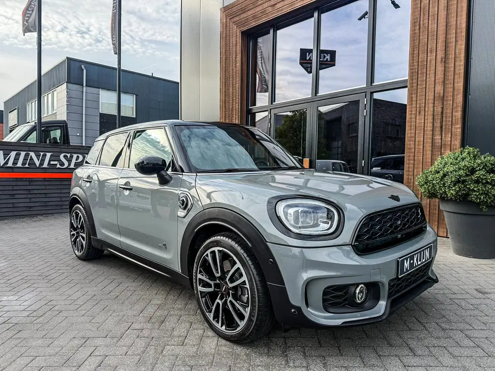 Mini Countryman 2.0 Cooper S E ALL4 John Cooper Works 2 uit 2021, foto 11