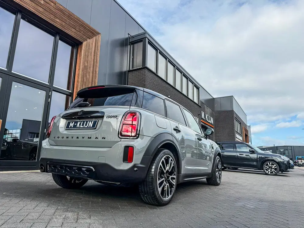 Mini Countryman 2.0 Cooper S E ALL4 John Cooper Works 2 uit 2021, foto 13
